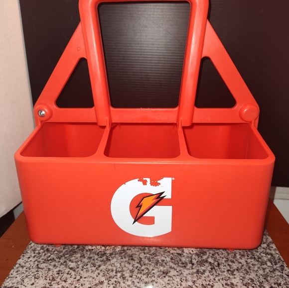 Gatorade Water Bottle Carrier. Carries 6 bottles. Bottles not included. Graphic - Picture 4 of 5